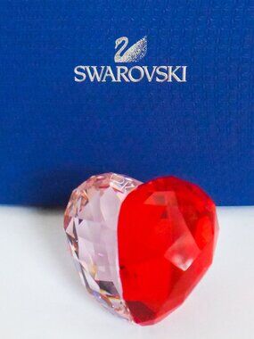 *Swarovski* Love Heart Light Siam MEDIUM Crystal Figurine - #1096728 - NEW!